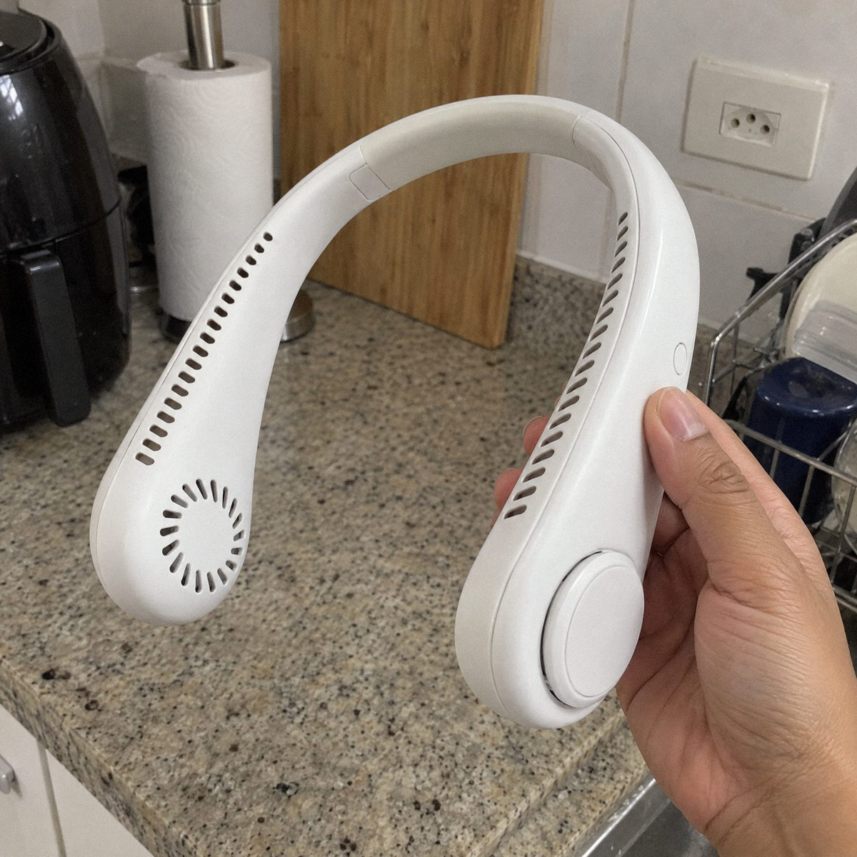 Brisa · Ventilador de pescoço sem hélice (detalhe)