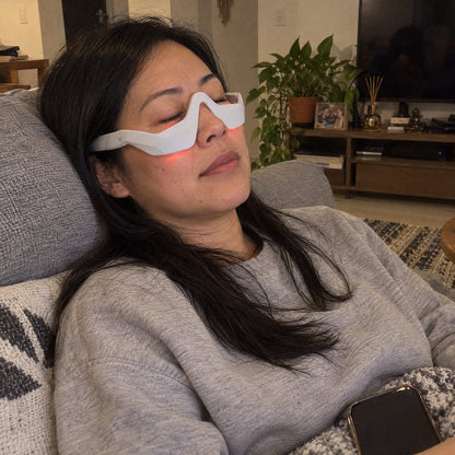 Pausa · Massageador de olhos sem fio (em uso)