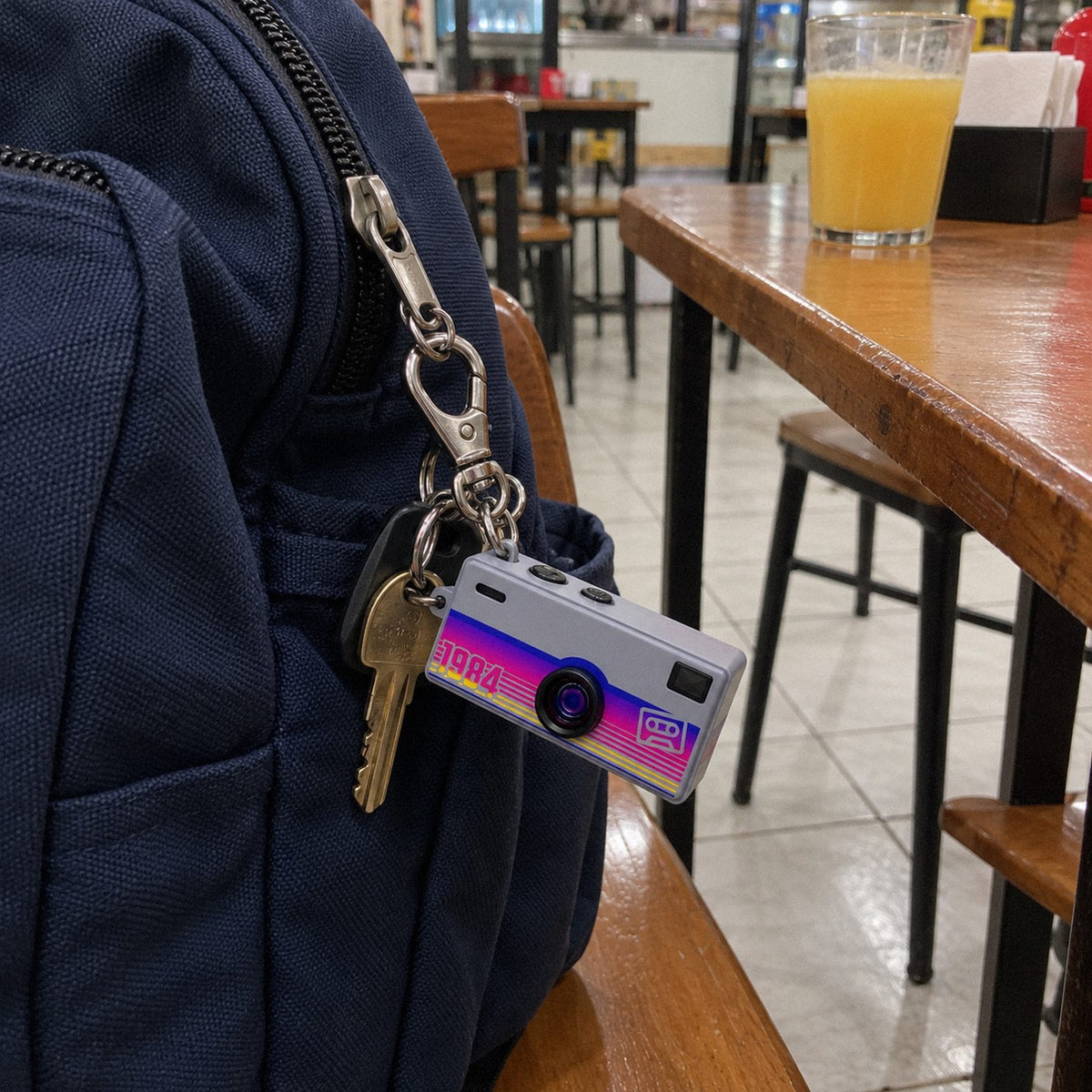 Bolso · Mini câmera retrô de chaveiro (no dia a dia)